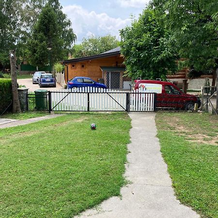 Apartamani Evelin Veliko Gradište Exterior foto